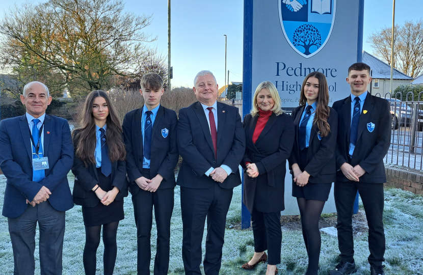Suzanne Webb MP with pupils and staff from Pedmore High School